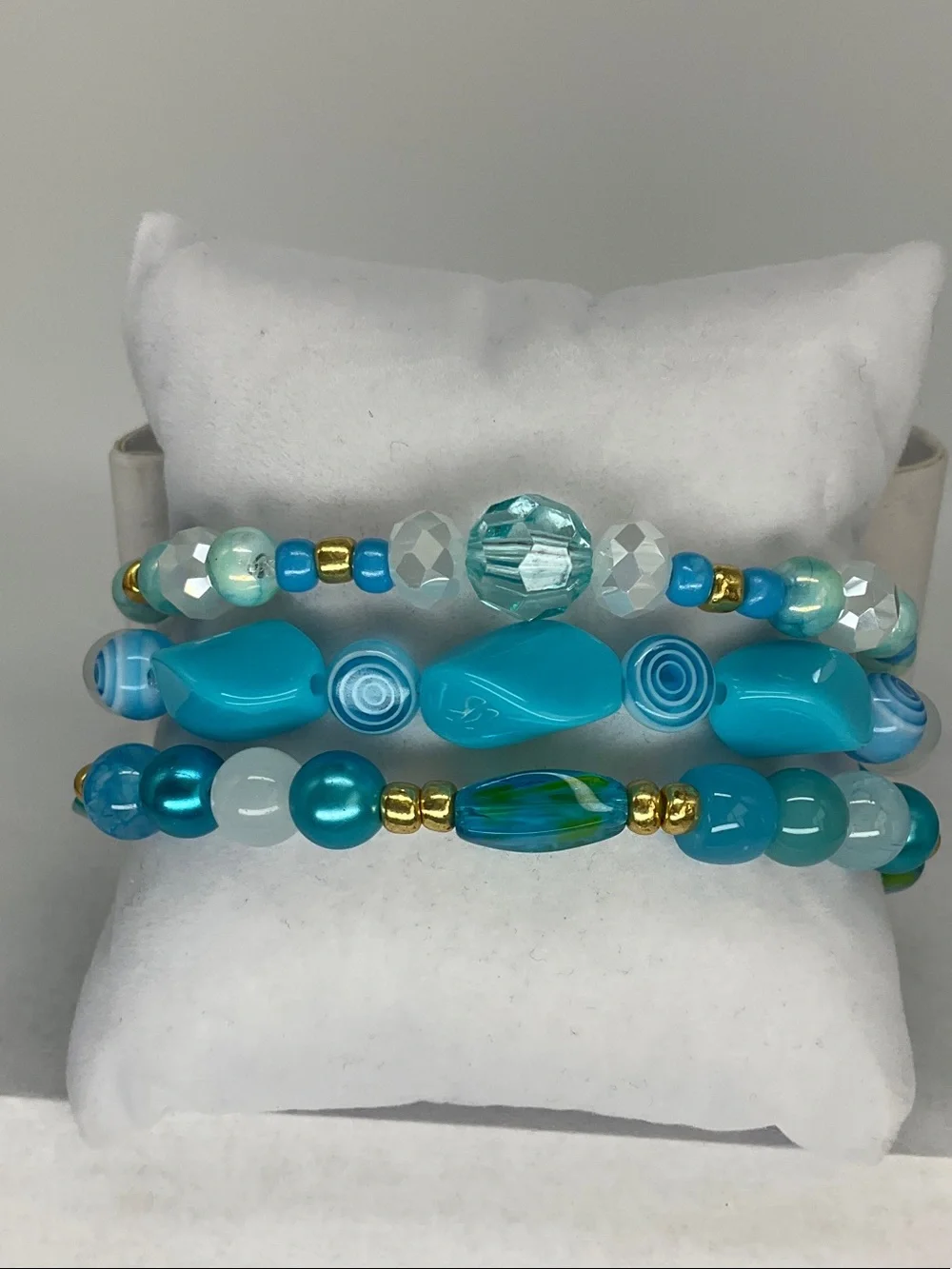 Turquoise Multi-Strand Beaded Bracelet with Gold Accents